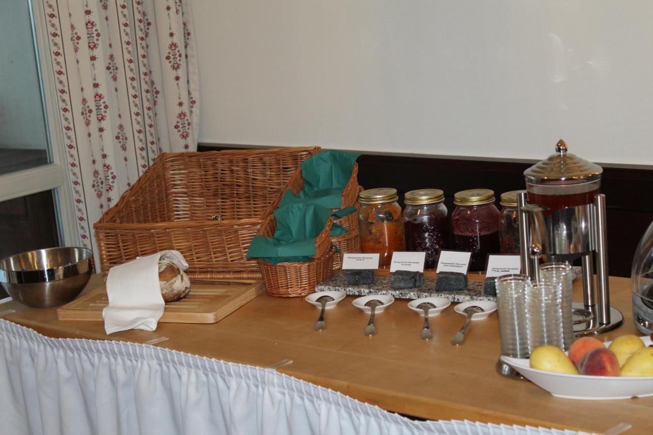 Hotel Brauereigasthof Amberger Kosching エクステリア 写真
