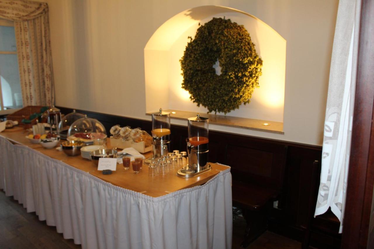 Hotel Brauereigasthof Amberger Kosching エクステリア 写真